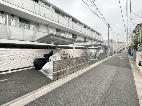 アゼスト新桜台の物件外観写真